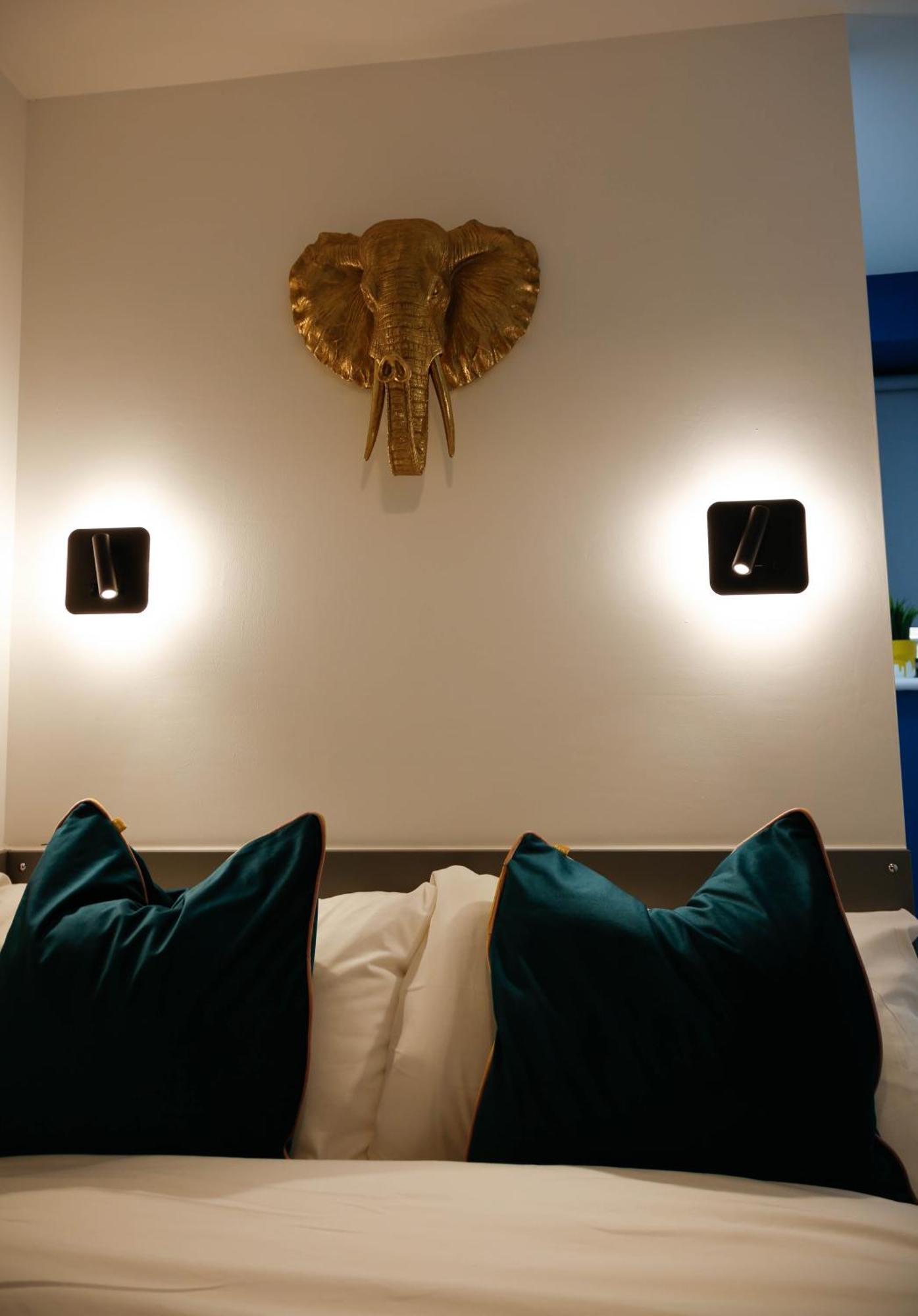 New Luxury Rooms In The Heart Of London Next To Shops, Cafes, Bars & Metro With Shared Bathrooms Экстерьер фото