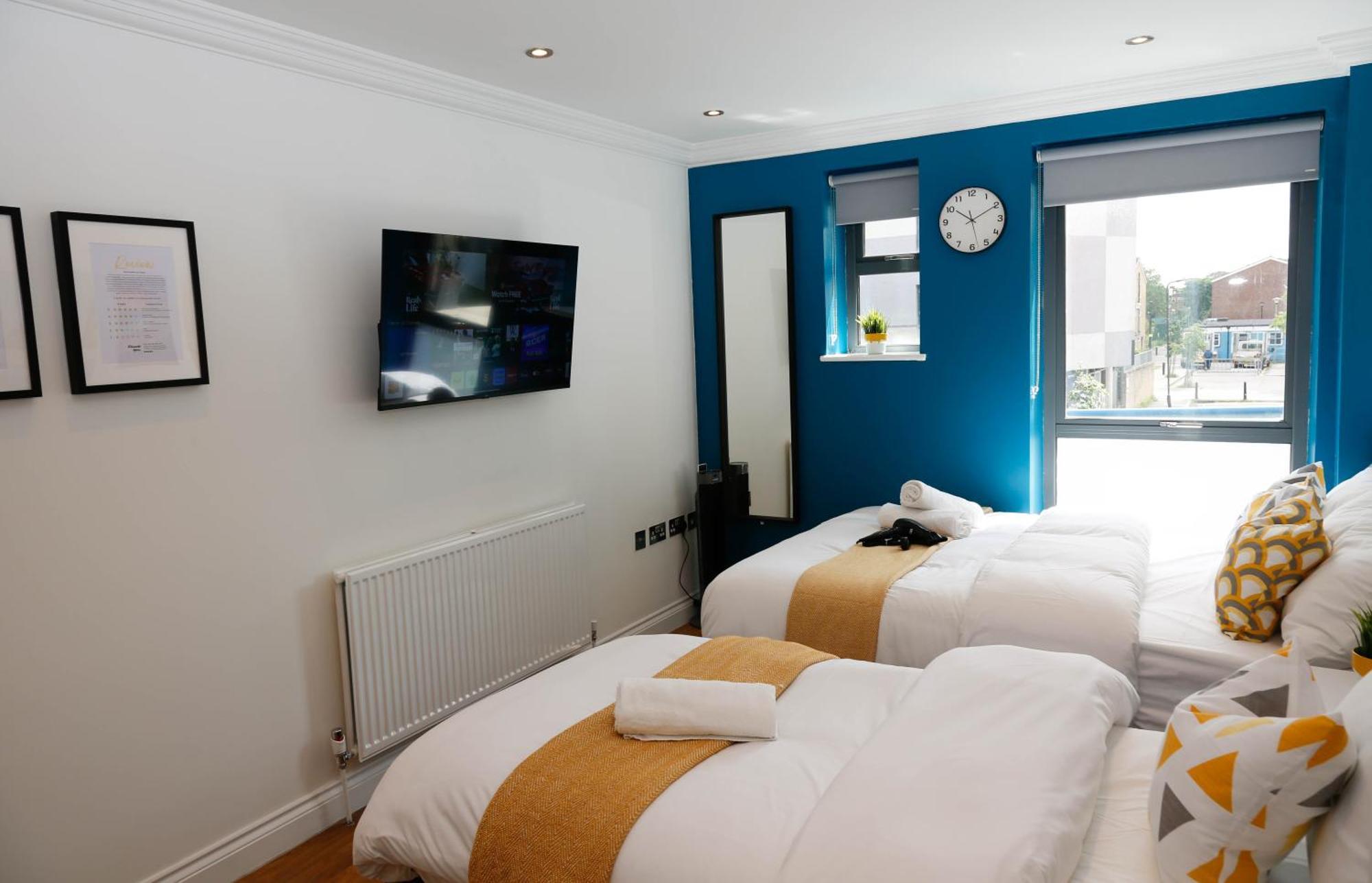 New Luxury Rooms In The Heart Of London Next To Shops, Cafes, Bars & Metro With Shared Bathrooms Экстерьер фото