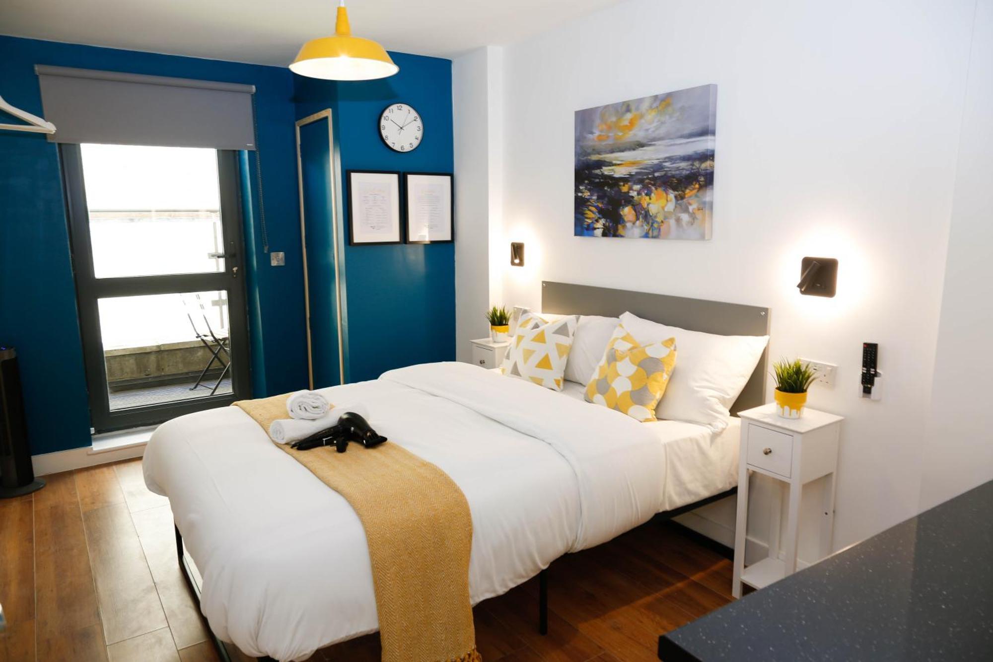 New Luxury Rooms In The Heart Of London Next To Shops, Cafes, Bars & Metro With Shared Bathrooms Экстерьер фото
