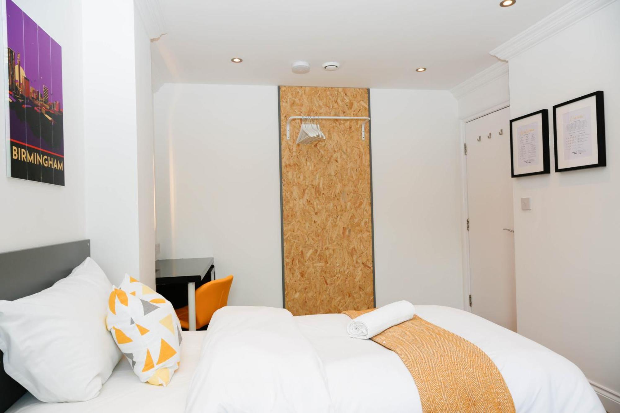 New Luxury Rooms In The Heart Of London Next To Shops, Cafes, Bars & Metro With Shared Bathrooms Экстерьер фото