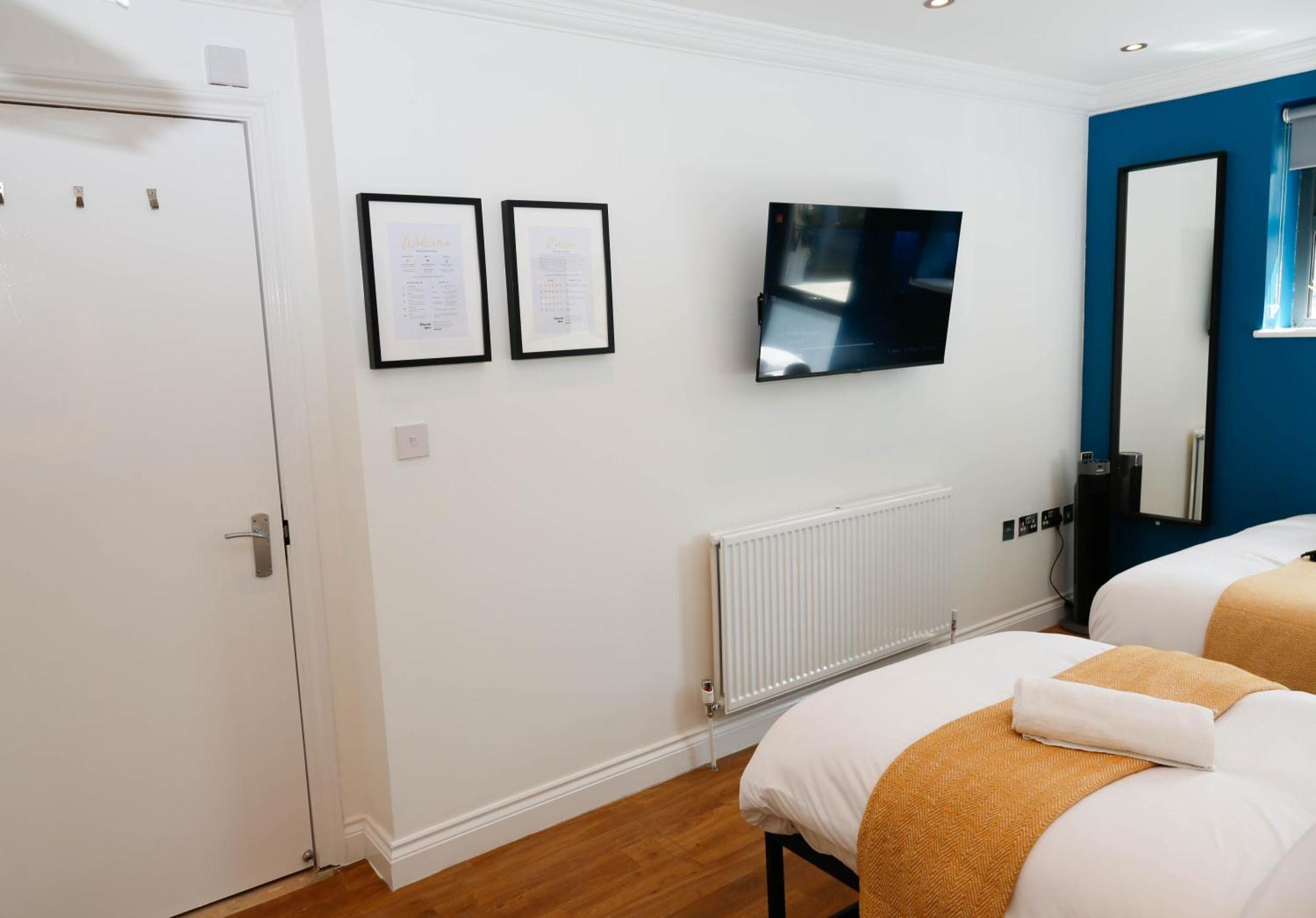 New Luxury Rooms In The Heart Of London Next To Shops, Cafes, Bars & Metro With Shared Bathrooms Экстерьер фото
