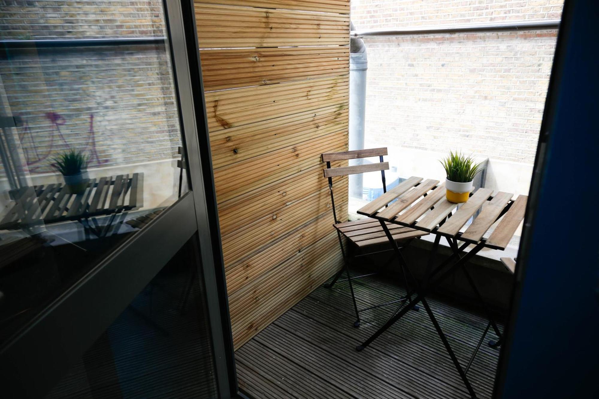 New Luxury Rooms In The Heart Of London Next To Shops, Cafes, Bars & Metro With Shared Bathrooms Экстерьер фото
